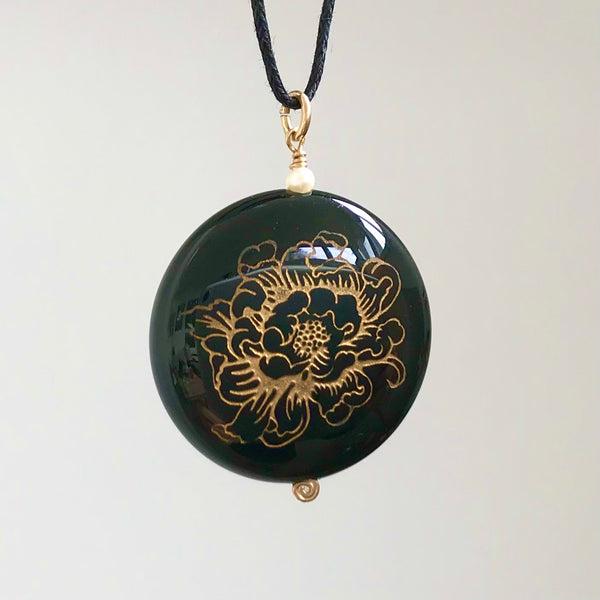 Black Agate Stone Pendant with Peony Flower