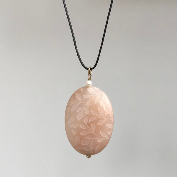 Pink Aventurine Stone Pendant Engraved With Leaves